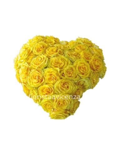Cuore di fiori gialle